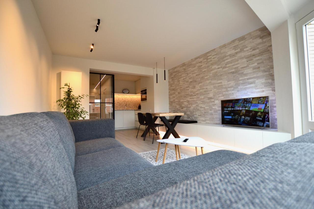 Ruim En Lichtrijk Appartement Op 100M Van Zee Te Koksijde Eksteriør billede